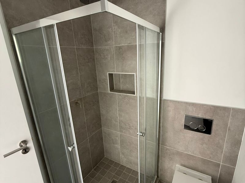 Spacious 1 Bedroom Apartment to Rent in Sheffield Hills Estate – R7 500 per Month - Photo 10