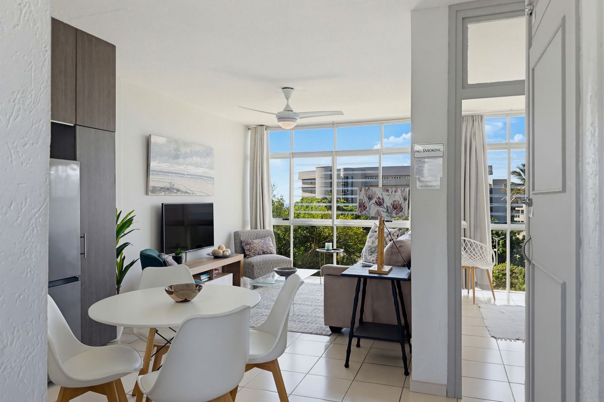 Ballito Beachfront Family Getaway or Potential Income Generator. - Photo 4