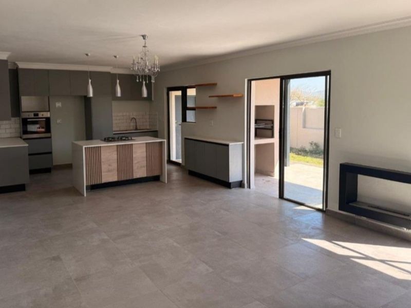 The ultimate wildlife estate lifestyle brand new 4 bedroom dream home with Pool - Photo 4