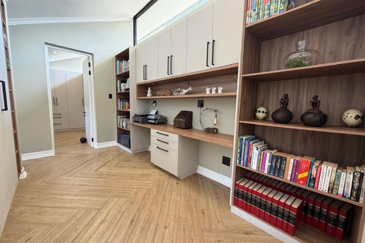 Contemporary Luxury with Forest Views in Simbithi Eco Estate - Photo 5