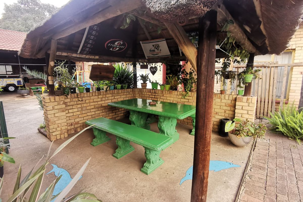 3 Bedroom House for Sale in Brakpan with Pool - Photo 3