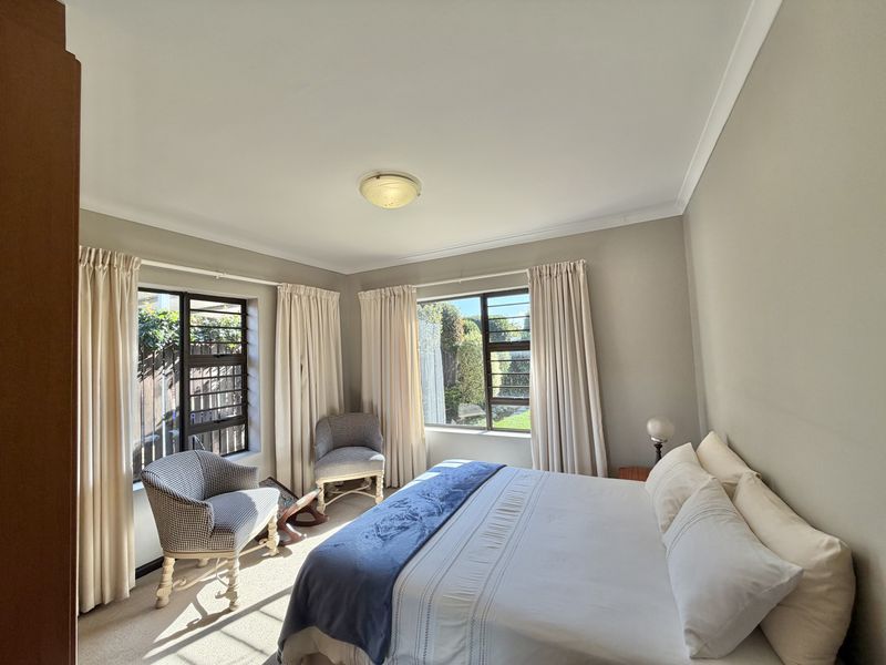 Famil home in Noorsekloof - Photo 10