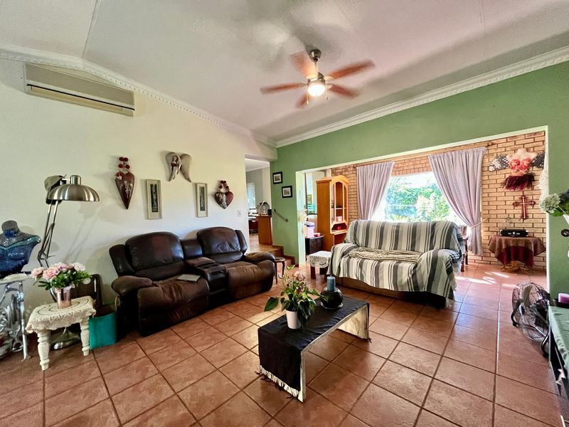 Priced at R1 830 000, this lovely home offers outstanding value and a lifestyle of comfort, privacy. - Photo 8