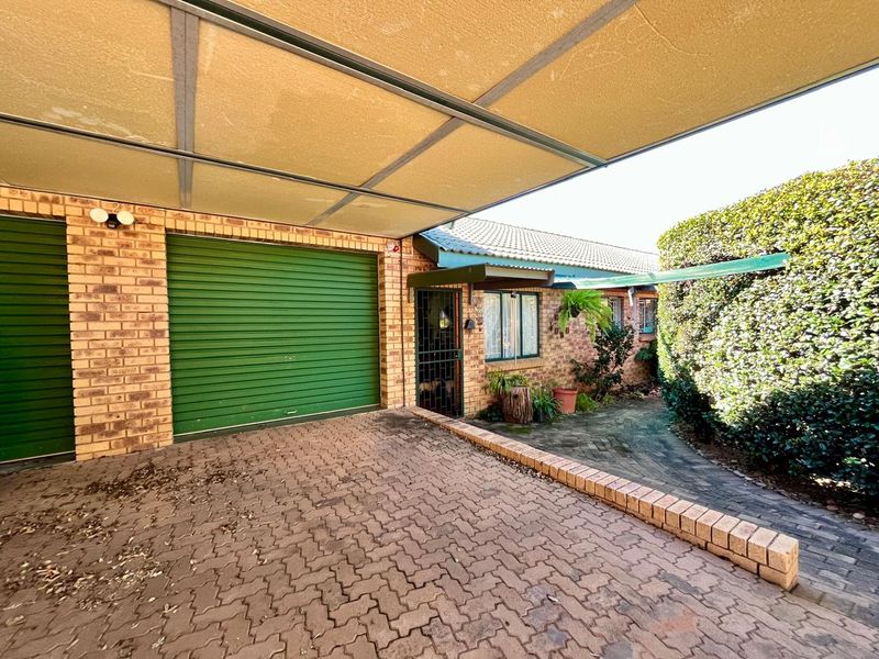 Priced at R1 830 000, this lovely home offers outstanding value and a lifestyle of comfort, privacy. - Photo 4