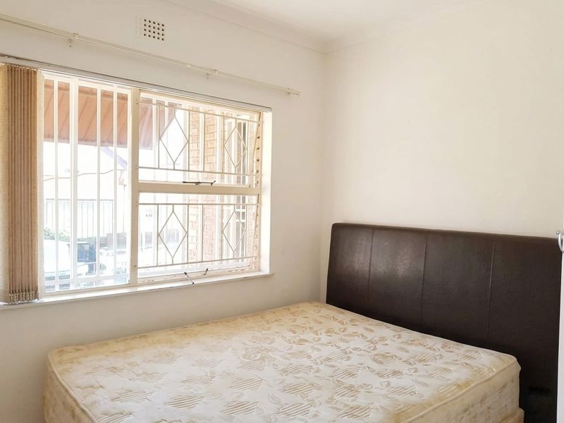 Imagine stepping into your own private forest, right in the heart of Kibler Park. - Photo 10