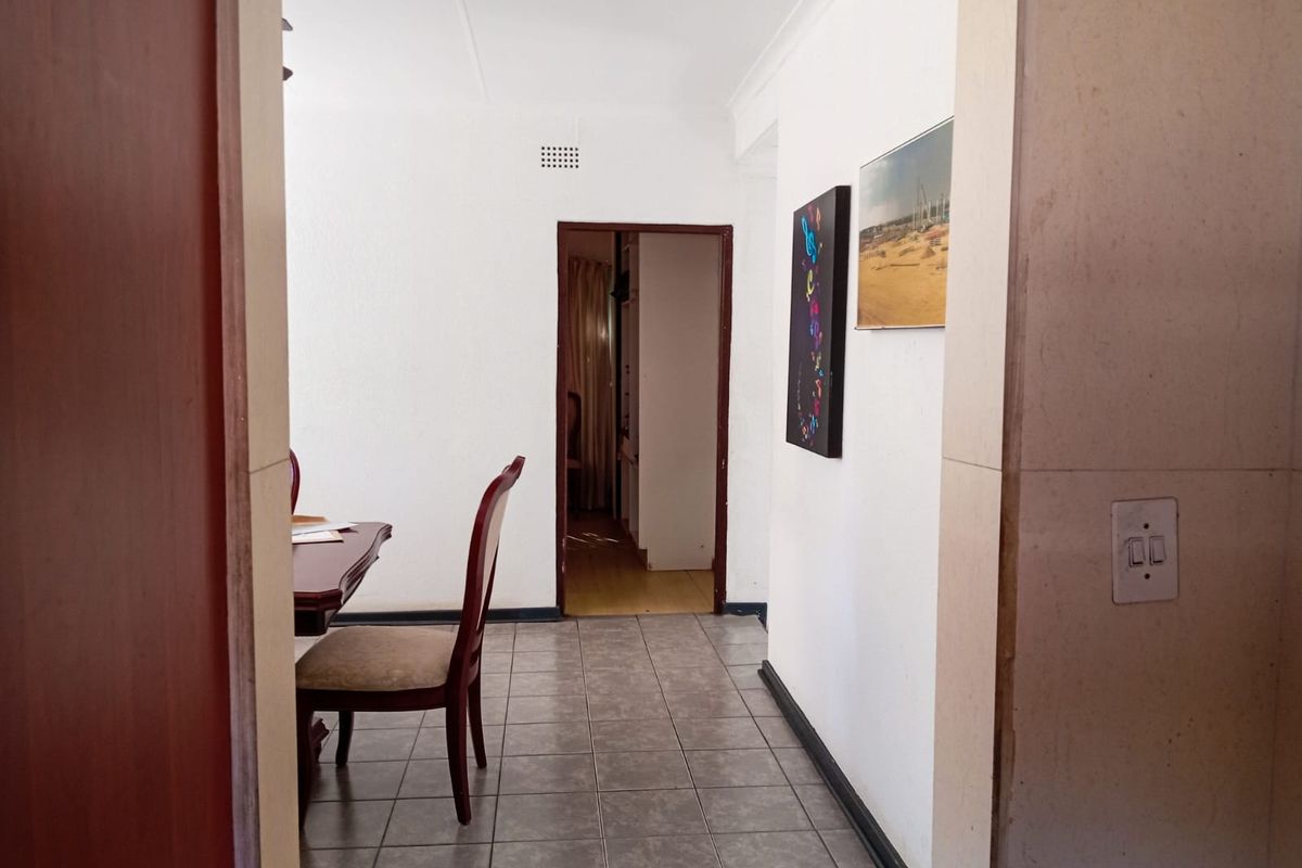 Imagine stepping into your own private forest, right in the heart of Kibler Park. - Photo 5