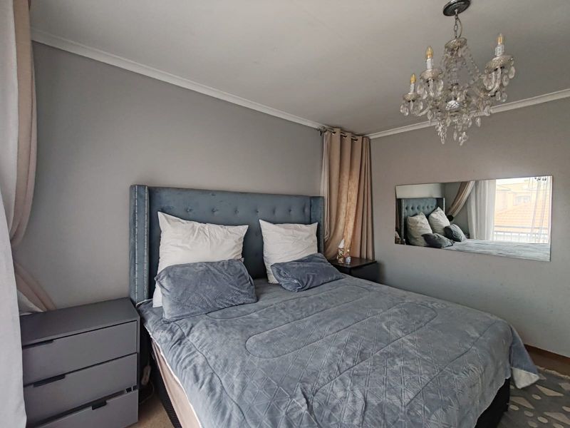 3 Bedroom Apartment to Rent in  Helderwyk Estates - Photo 10