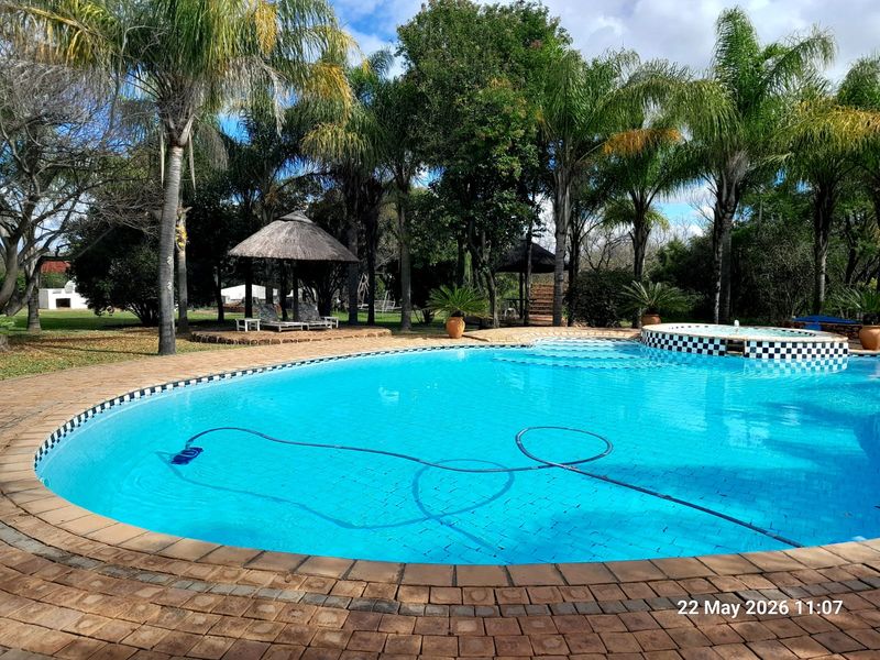 Two Double-storey homes - Airbnb,  Lodge,  Solar - Photo 5
