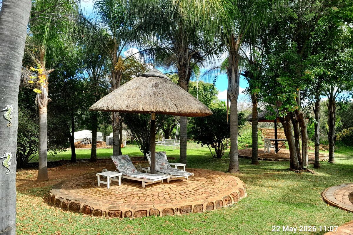 Two Double-storey homes - Airbnb,  Lodge,  Solar - Photo 3