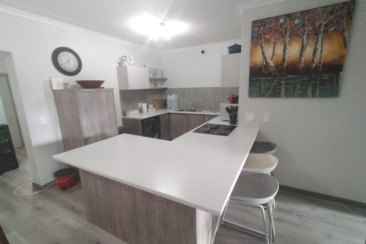 Feeling of a townhouse although it is a flat. - Photo 3