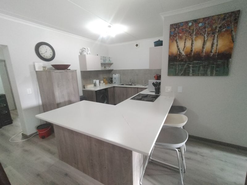 Feeling of a townhouse although it is a flat. - Photo 3