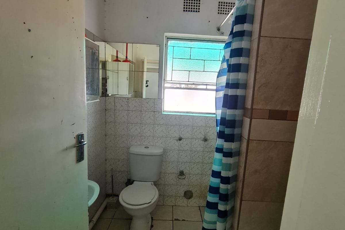 New Listing in Vanderbijlpark CE5! - Photo 5