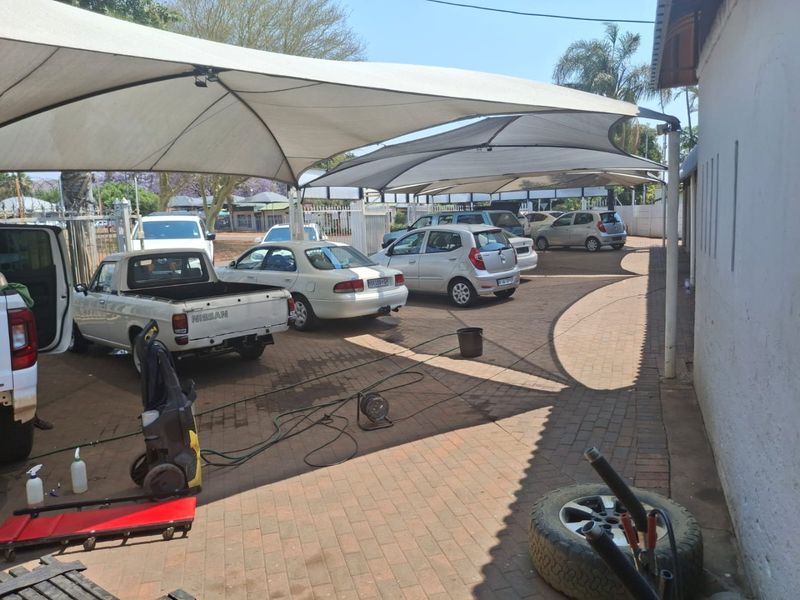 Prime Commercial Property in a High-Exposure Location! - Photo 4