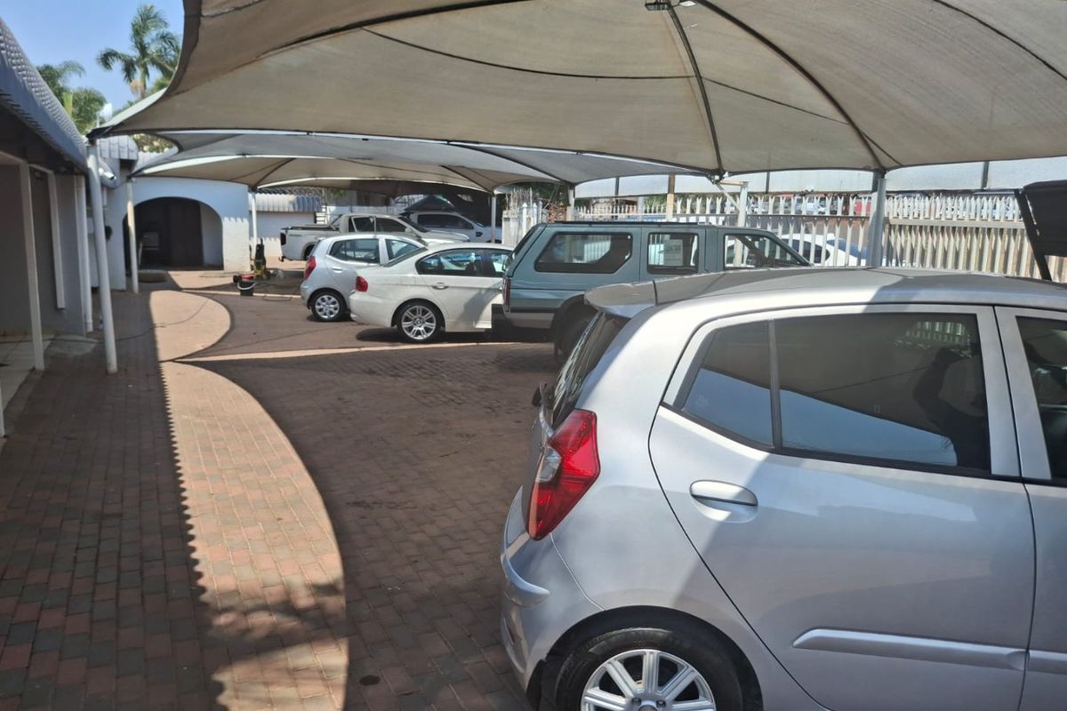 Prime Commercial Property in a High-Exposure Location! - Photo 3