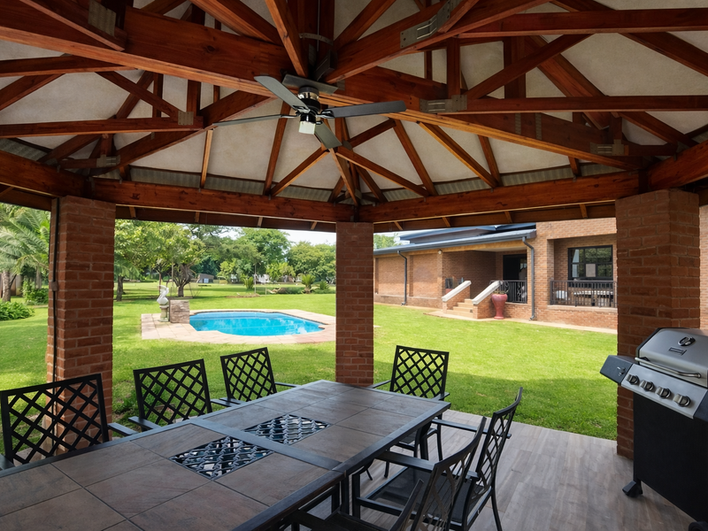 Exceptional Mixed-Use Property with Luxury Residence - Photo 5