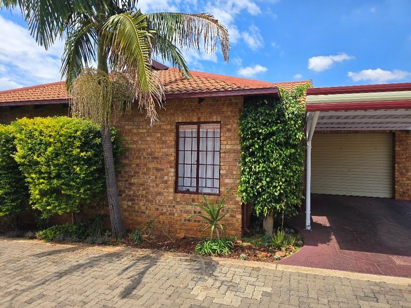 Full Title 3 Bedroom Home on Offer! - Photo 1