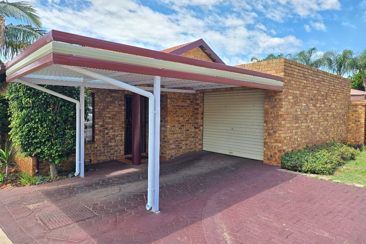 Full Title 3 Bedroom Home on Offer! - Photo 4