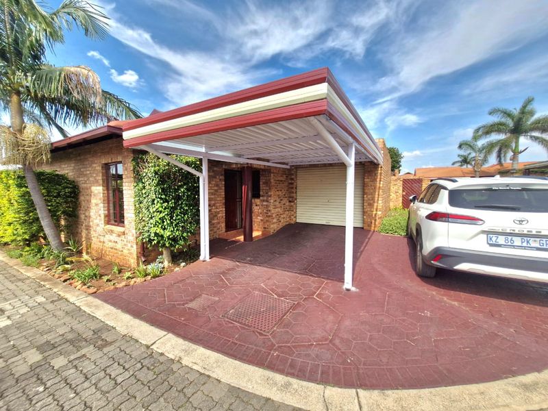 Full Title 3 Bedroom Home on Offer! - Photo 5