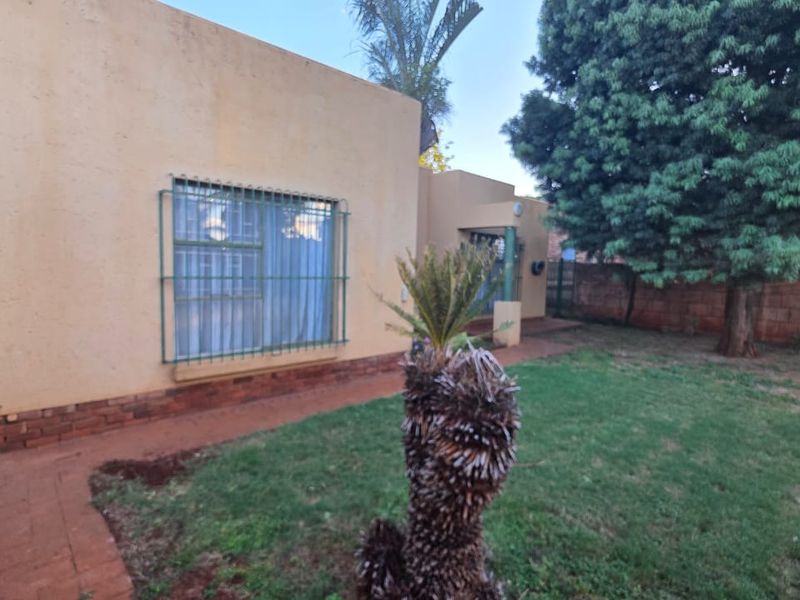 3 Bedroom Family home FOR SALE! - Photo 2