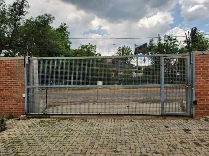 1839m2 Property ready for customization in Kempton park, Rhodesfield - Photo 10