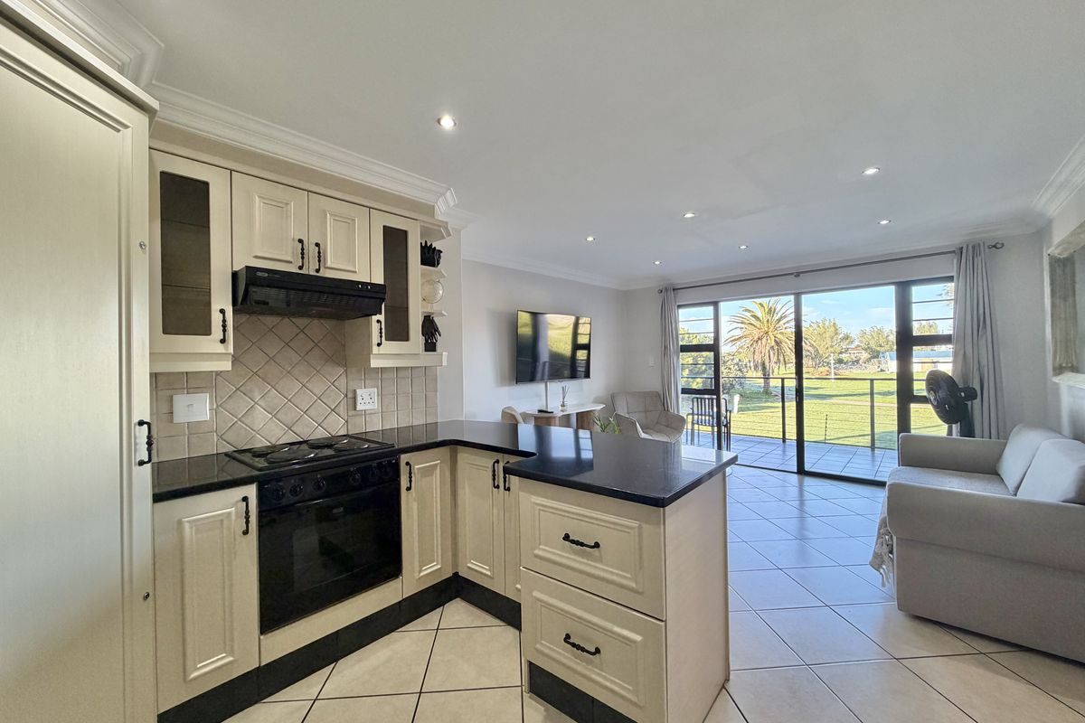 Apartment For Sale in Jeffreys Bay - Photo 4