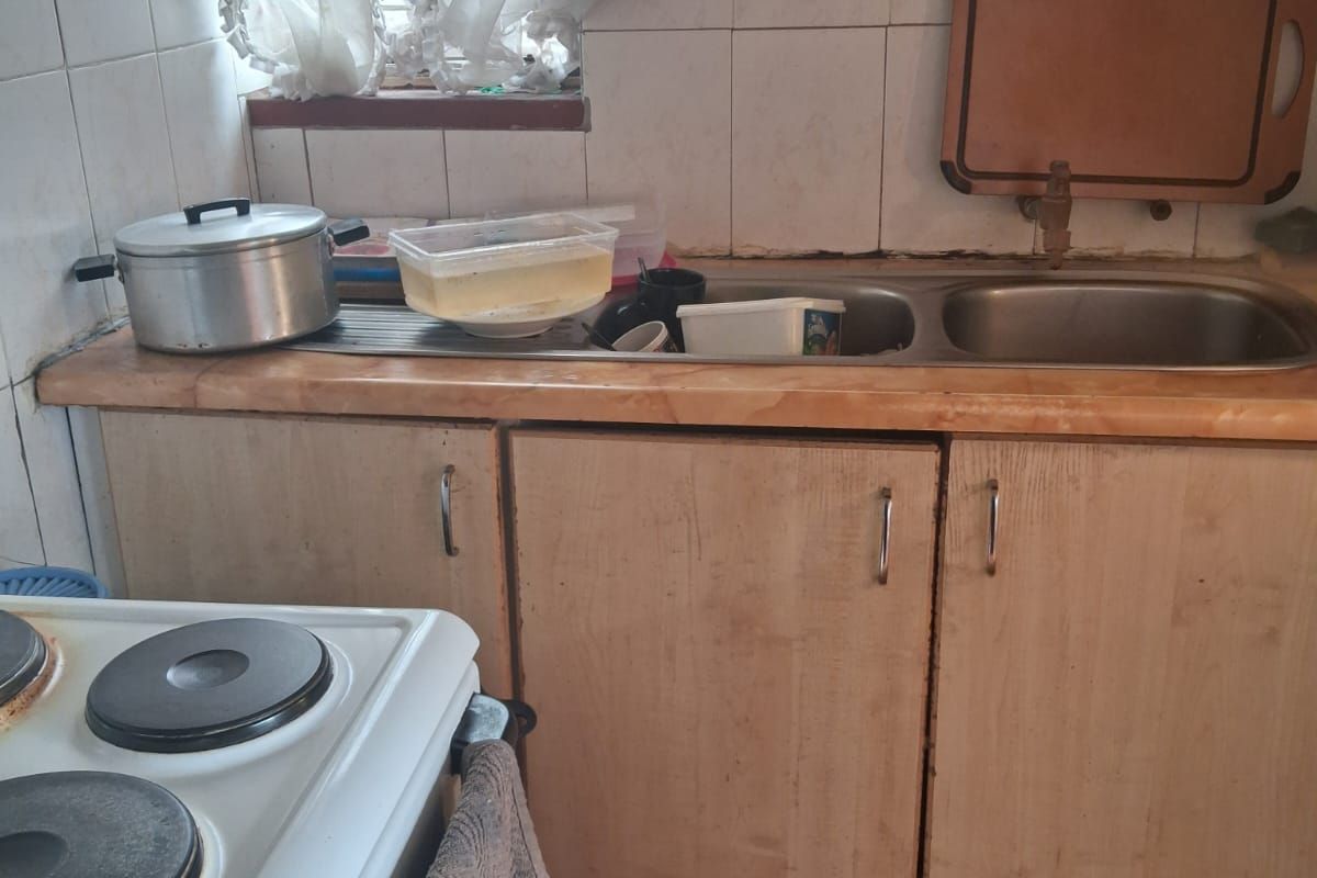 INVESTMENT PROPERTY IN THE HEART OF VEREENIGING CENTRAL! - Photo 4