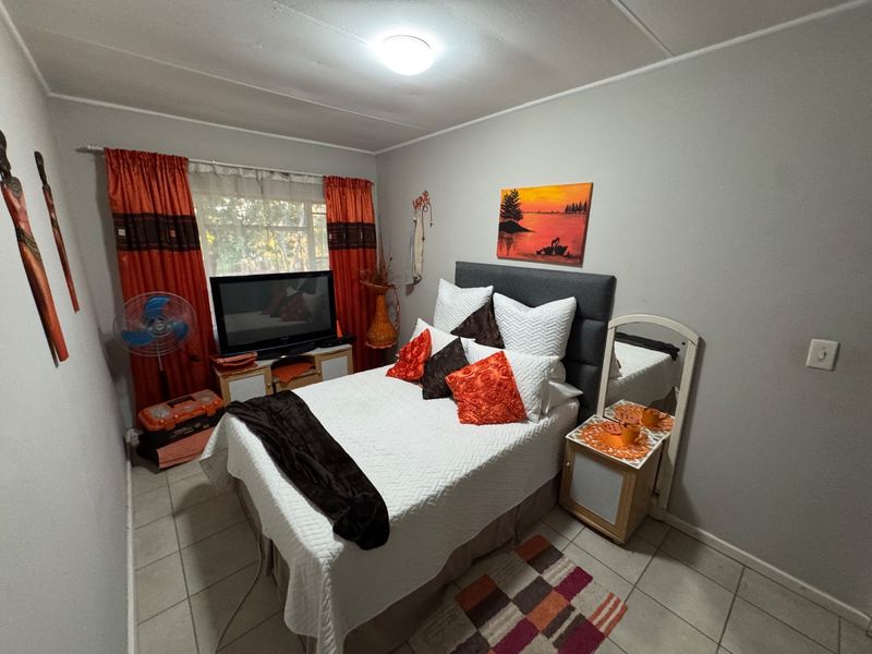 Prime Location! Spacious 3-Bedroom For Sale - Photo 10