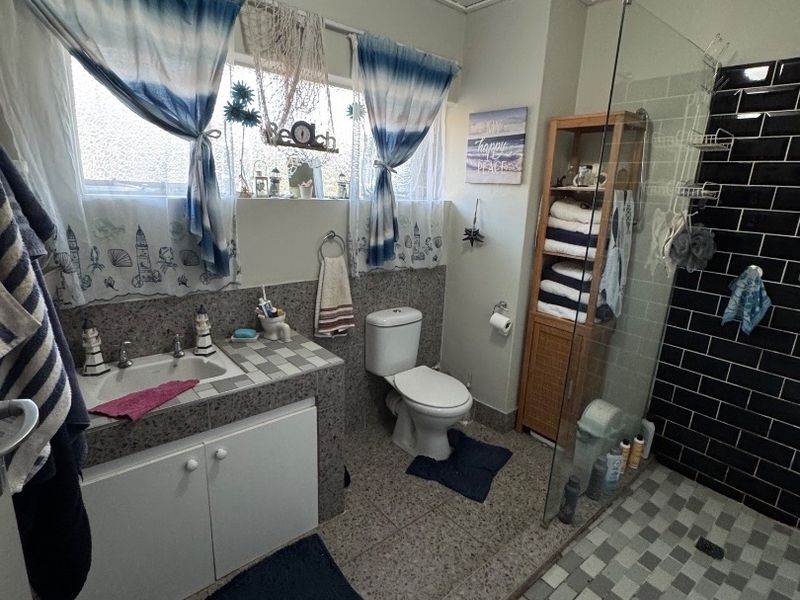 Prime Location! Spacious 3-Bedroom For Sale - Photo 8