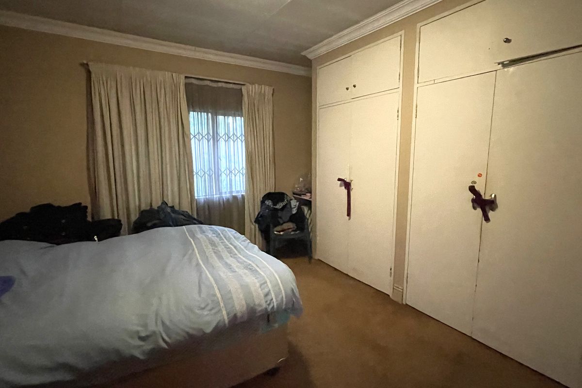 Prime area - family home for sale in Meno Park - Photo 4