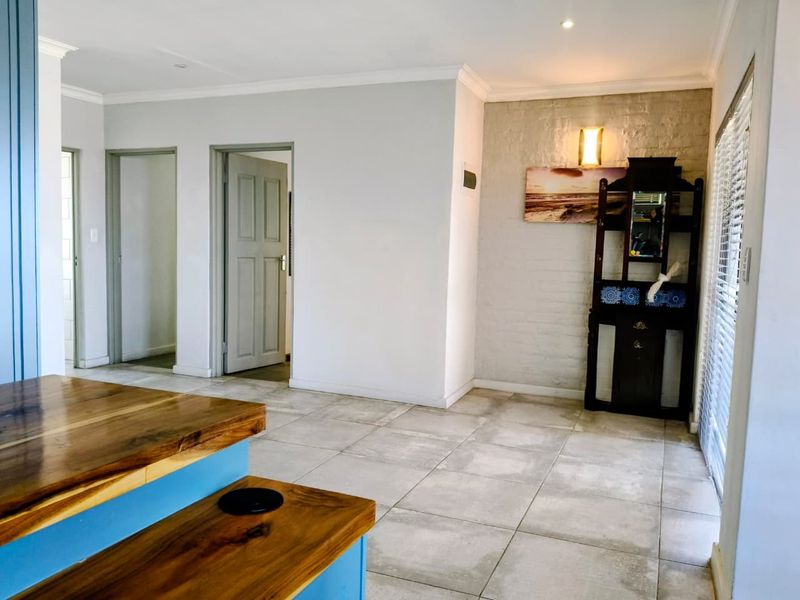 Modern family home - Photo 9