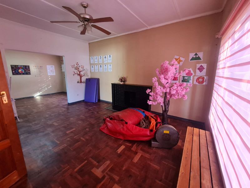 FOR SALE – CW6 | Spacious Family Home - Photo 6
