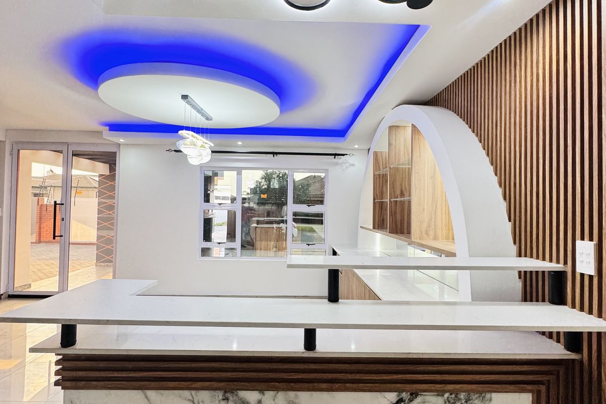 Sophisticated Family Living with Unmatched Style - Photo 5
