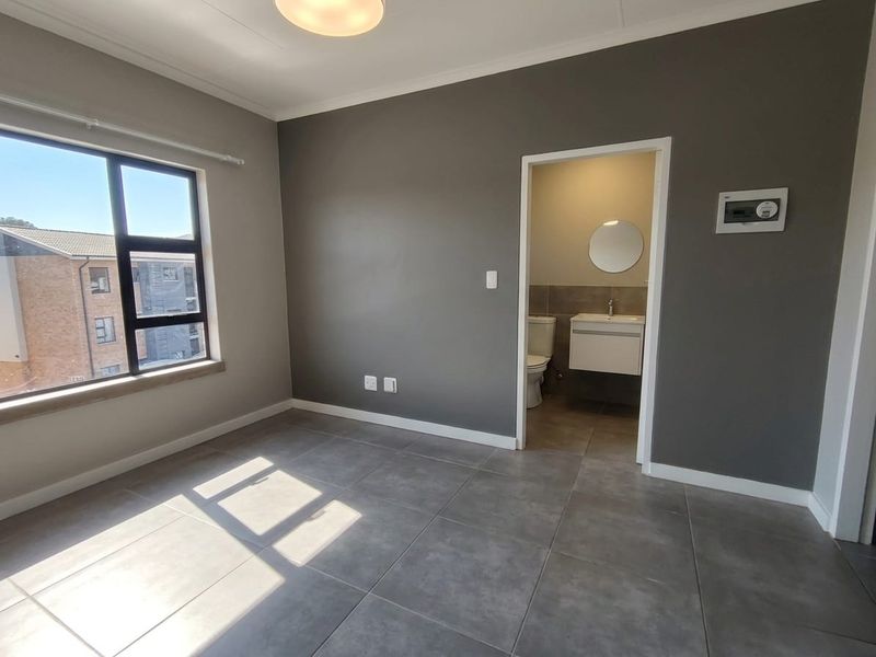 Modern 1 Bed 1 Bath FOR SALE! - Photo 3
