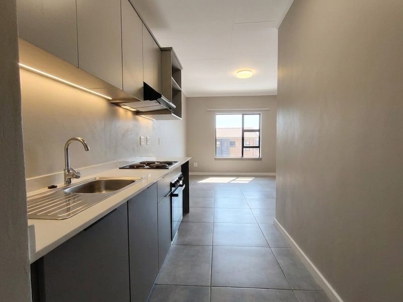 Modern 1 Bed 1 Bath FOR SALE! - Photo 5