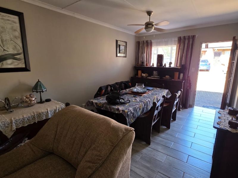 3 Bed 1 Bath Family Home ON OFFER! - Photo 7
