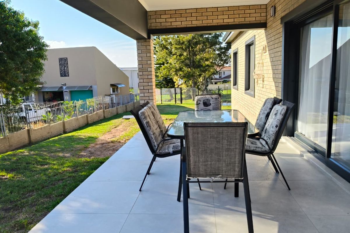 House For Sale In Jeffreys Bay - Photo 2