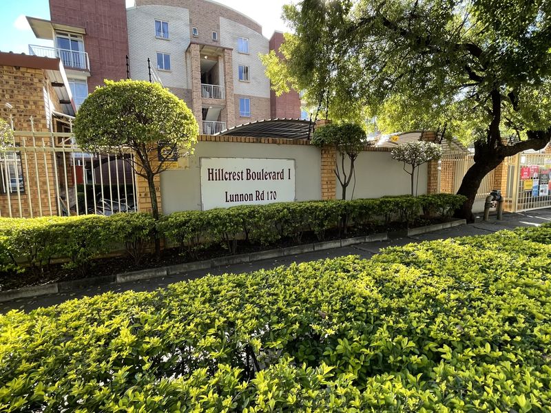 Room to Rent – Hillcrest Boulevard, Hatfield Area - Photo 1