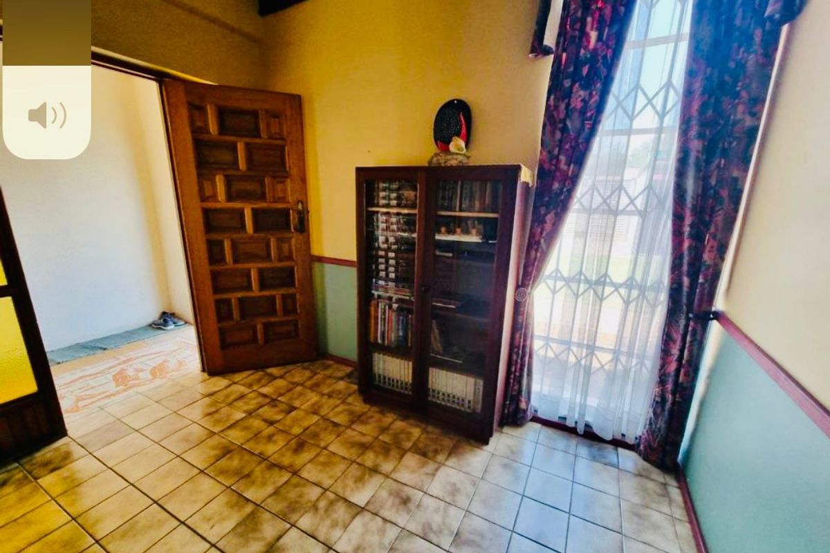 Beautiful Family House for Sale in Sasolburg - Photo 3