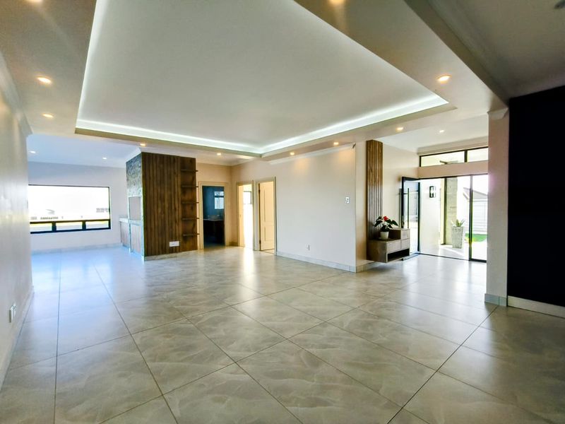 Luxury Coastal Executive Home with Sea Views & Premium Finishes - Photo 5