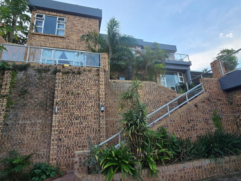 Freestanding For Sale In Ballito - Photo 1