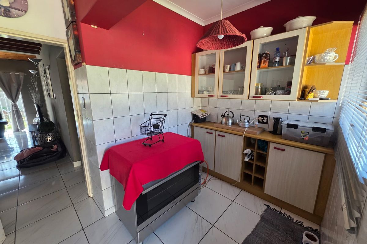 ABSOLUTE STUNNER FOR SALE IN A SOUGHT-AFTER AREA OF SASOLBURG! - Photo 5