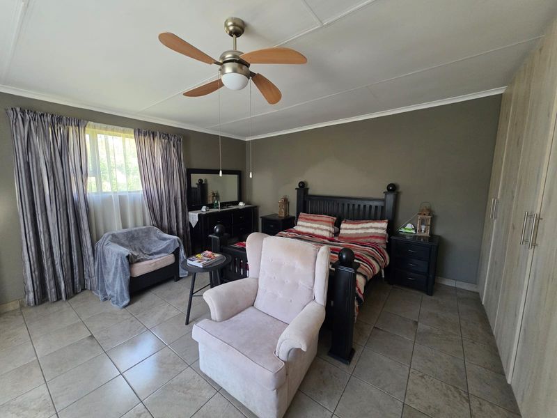 ABSOLUTE STUNNER FOR SALE IN A SOUGHT-AFTER AREA OF SASOLBURG! - Photo 3