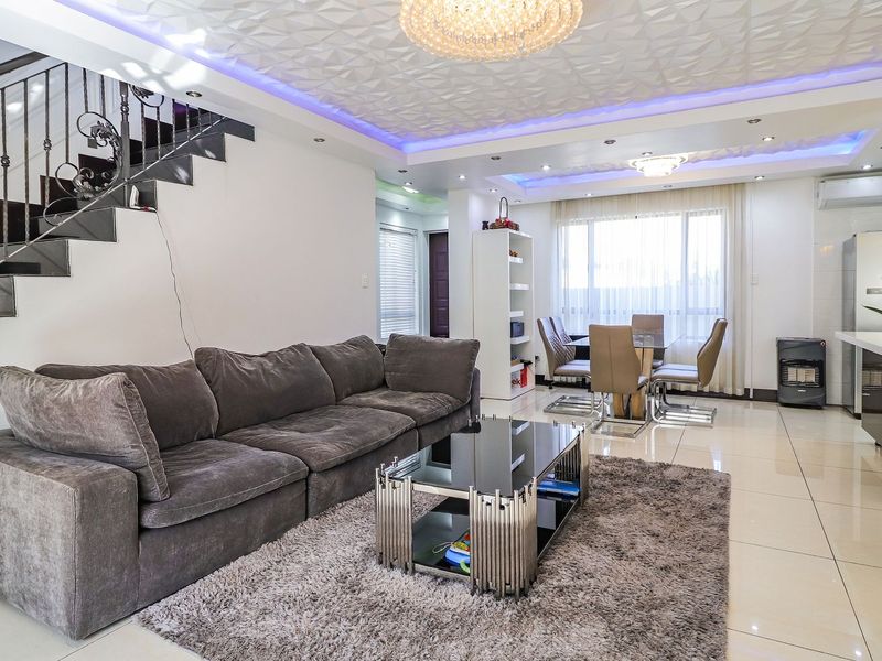 This lovely family home situated in Mont Tremblant Estate - Photo 9