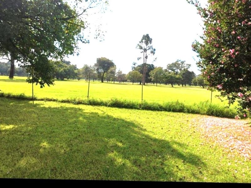 PRIME LOCATION - Photo 5