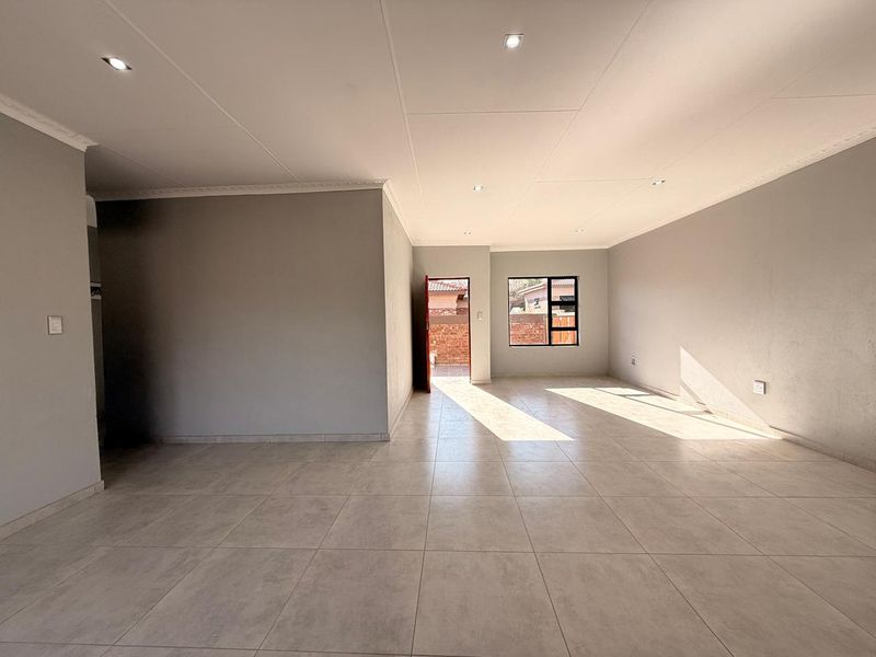Brand New Townhouse complex in Pioneer Park - Photo 8