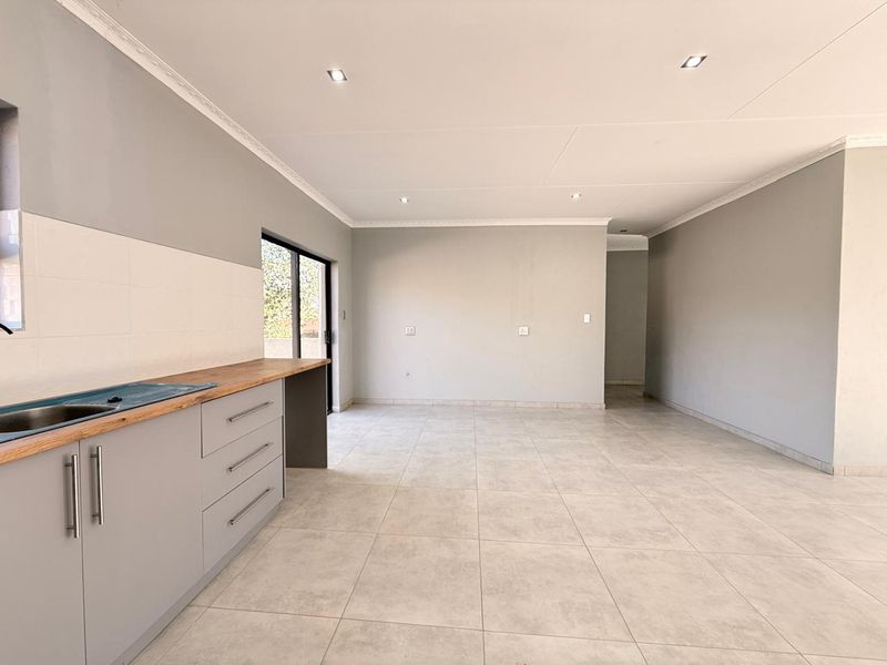 Brand New Townhouse complex in Pioneer Park - Photo 6