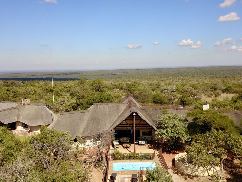 Spectacular Morkels Retreat with Elevated Pool, Panoramic Waterberg Views & Strong Rental Income - Photo 2