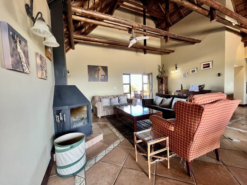 Spectacular Morkels Retreat with Elevated Pool, Panoramic Waterberg Views & Strong Rental Income - Photo 10