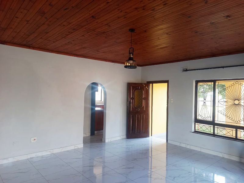 Beautiful house for sale - Photo 7