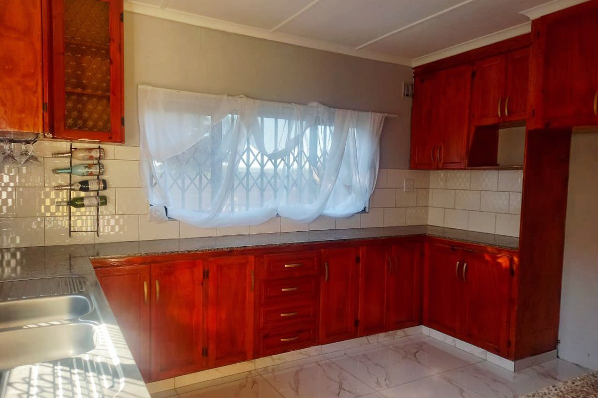 Beautiful house for sale - Photo 5